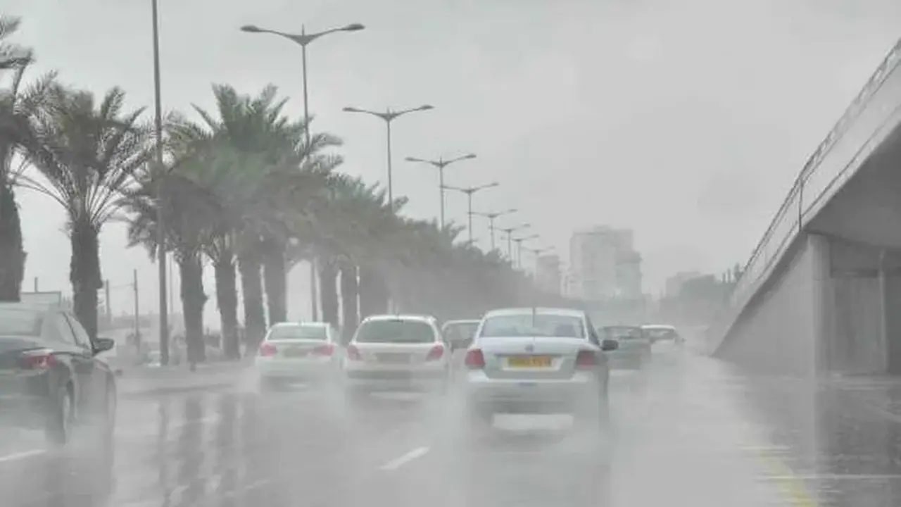 توقعات حالة الطقس في مصر غدا تشير إلى أمطار متفاوتة ورياح نشطة